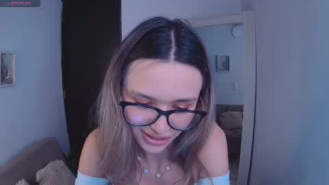 lucy online show from September 2025 03:29:01 AM