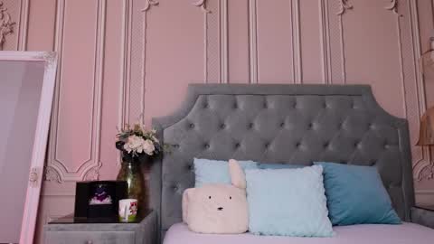 LucyAddison online show from April 2026 09:09:01 AM