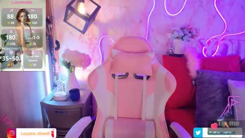 Snapshot of lucyanasilva chatting on December 2025 12:31:02 PM Lucyana Silva online show from December 2025 12:31:02 PM