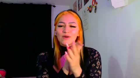 Snapshot of lucycherry__ chatting on December 2024 01:26:02 AM LUCIA online show from December 2024 01:26:02 AM