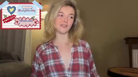 Snapshot of lucydelovely chatting on June 2026 10:56:02 PM Lucy online show from June 2026 10:56:02 PM