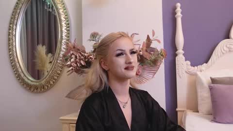 Lucy Lexton online show from February 2025 04:37:02 AM