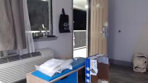 Lucy Loves Lookers online show from December 2024 10:12:02 AM