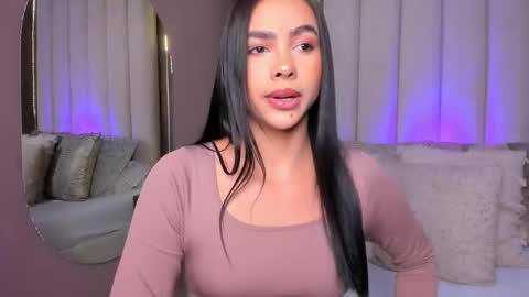 Lucy online show from October 2025 04:59:02 PM