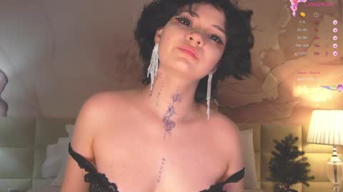 lucyvee online show from December 2024 01:36:02 AM