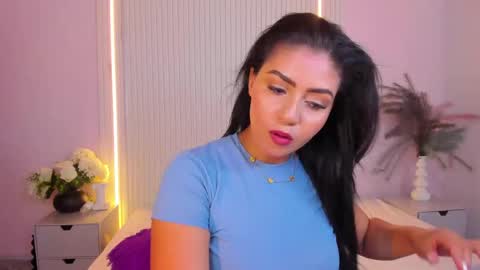 Lucy Wold online show from May 2026 05:56:01 PM