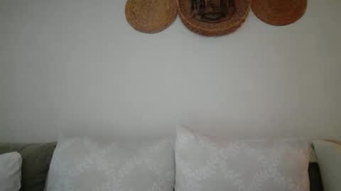 Luxious online show from March 2026 10:03:01 PM