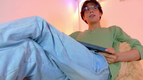 Lui online show from April 2026 03:15:01 AM