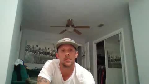 Snapshot of luiggii0904 chatting on February 2025 07:05:01 AM luiggii0904 online show from February 2025 07:05:01 AM