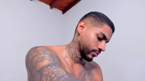 Luigi Vitale online show from September 2025 09:01:01 AM