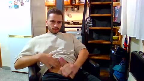 Snapshot of luigi281996 chatting on December 2024 02:58:02 PM luigi281996 online show from December 2024 02:58:02 PM