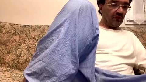 Luis online show from September 2025 08:52:02 PM