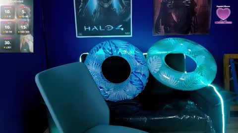 Snapshot of luisa_bunny chatting on December 2024 10:20:01 PM luisa_bunny online show from December 2024 10:20:01 PM