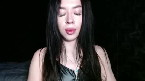 luisa lovedom online show from May 2026 12:07:01 AM