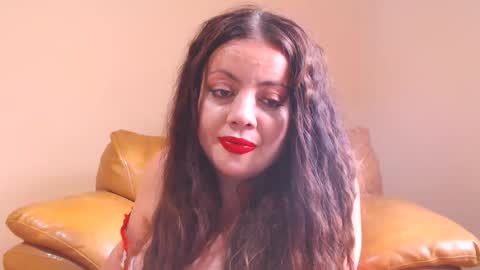 Cassie online show from September 2025 01:32:01 PM