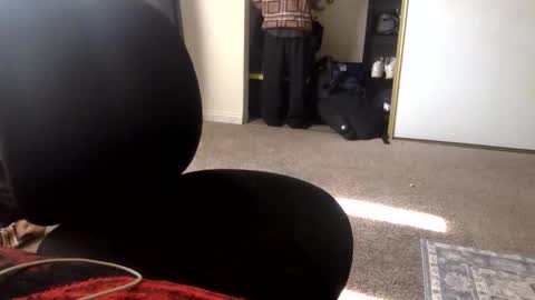 Snapshot of luisthechosen1 chatting on February 2026 08:27:01 PM AlmightyZero online show from February 2026 08:27:01 PM