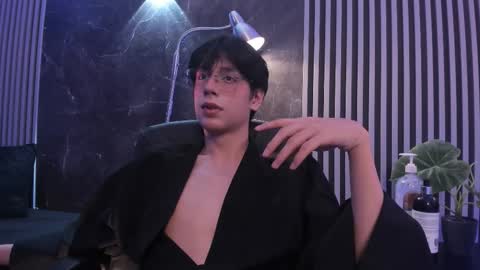 luixdust1 online show from October 2025 07:29:01 AM