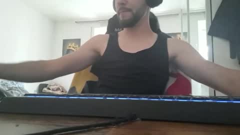 Snapshot of lukasschoetz chatting on June 2026 09:23:02 AM lukasschoetz online show from June 2026 09:23:02 AM
