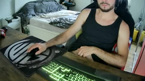 Snapshot of lukasschoetz chatting on June 2026 10:05:02 AM lukasschoetz online show from June 2026 10:05:02 AM