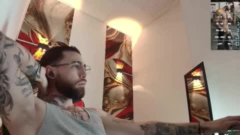 Snapshot of luke_davis01 chatting on February 2026 01:05:01 PM LUKE online show from February 2026 01:05:01 PM