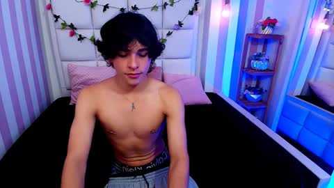 Snapshot of luke_howland chatting on January 2025 08:21:02 PM Luke online show from January 2025 08:21:02 PM