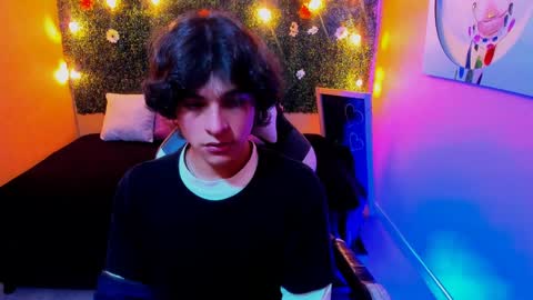 Snapshot of luke_howland chatting on January 2025 08:21:02 PM Luke online show from January 2025 08:21:02 PM