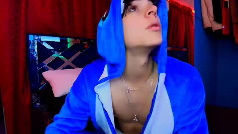 Snapshot of luke_howland chatting on January 2026 01:00:02 AM Luke online show from January 2026 01:00:02 AM