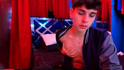 Snapshot of luke_howland chatting on February 2026 02:51:01 AM Luke online show from February 2026 02:51:01 AM