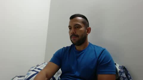 Snapshot of luke_logan chatting on October 2025 11:26:02 PM Luke Logan online show from October 2025 11:26:02 PM