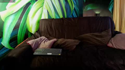 Luke Crews online show from September 2025 07:26:02 PM