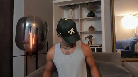 Snapshot of lukeetaylor_ chatting on October 2025 10:06:01 AM Luke Taylor online show from October 2025 10:06:01 AM