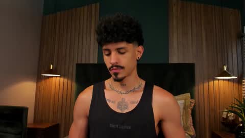 Snapshot of lukeetaylor_ chatting on November 2025 11:10:02 AM Luke Taylor online show from November 2025 11:10:02 AM