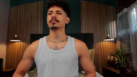 Snapshot of lukeetaylor_ chatting on November 2025 12:17:01 PM Luke Taylor online show from November 2025 12:17:01 PM