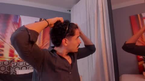 Snapshot of lukeetaylor_ chatting on January 2026 12:18:02 PM Luke Taylor online show from January 2026 12:18:02 PM