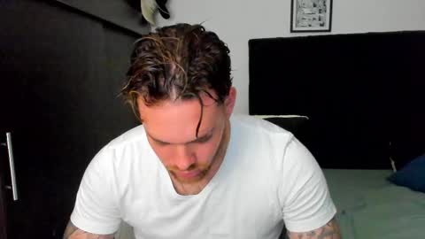 Snapshot of lukeglanton17 chatting on February 2025 11:17:01 AM Luke online show from February 2025 11:17:01 AM