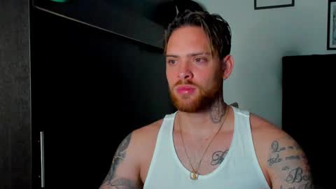 Snapshot of lukeglanton17 chatting on March 2025 06:12:02 AM Luke online show from March 2025 06:12:02 AM