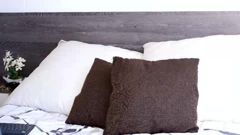 Lukhas f4f online show from October 2025 06:25:02 PM