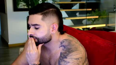 Lukhas f4f online show from November 2025 01:03:02 AM