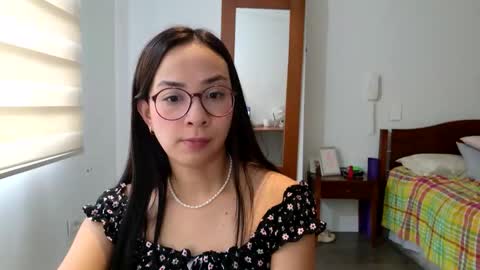 Snapshot of lulibee_ chatting on March 2026 01:22:01 PM Luli online show from March 2026 01:22:01 PM
