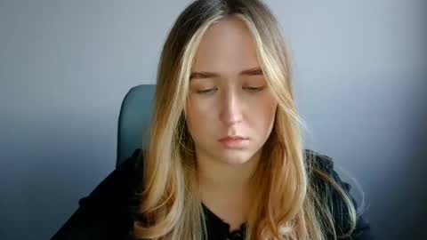 Lulu Baby18 online show from February 2026 03:24:02 PM