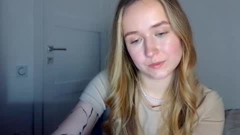 Lulu Baby18 online show from April 2026 07:37:01 PM