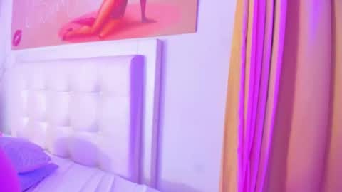 BRENDA TATIANA online show from November 2025 07:46:02 PM