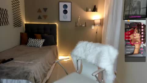 Snapshot of lulu_lopez chatting on March 2025 08:52:02 PM Lau online show from March 2025 08:52:02 PM