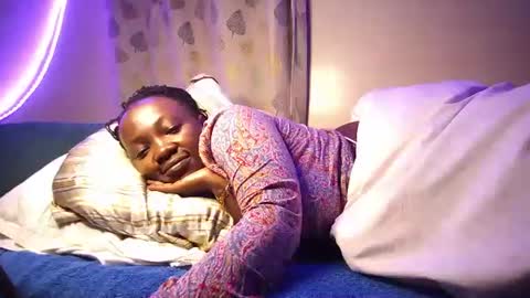 lulu_sparks1 online show from October 2025 01:14:02 AM