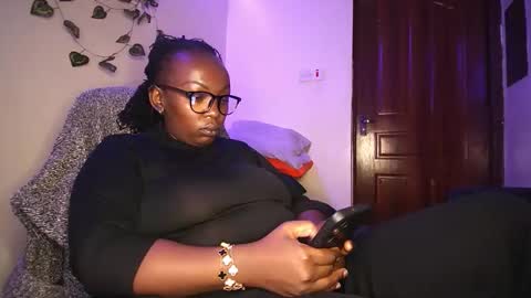 lulu_sparks1 online show from November 2025 03:29:02 AM