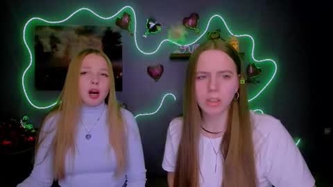 Snapshot of lumi_soft chatting on February 2026 09:18:02 AM Sweet Lumi online show from February 2026 09:18:02 AM