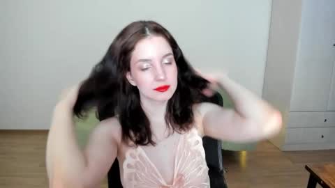 Snapshot of lumina_dark chatting on April 2026 03:48:02 PM Lumi online show from April 2026 03:48:02 PM