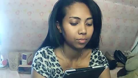 Luna online show from October 2025 07:05:02 AM