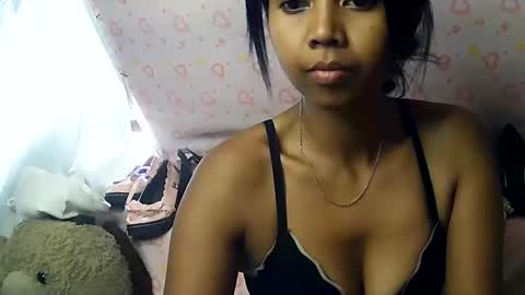 Luna online show from November 2025 06:37:01 AM