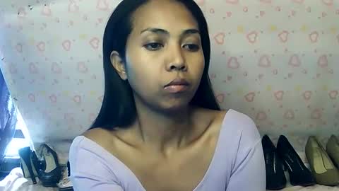 Luna online show from December 2025 06:19:01 AM